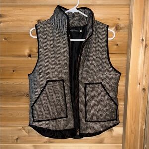 Herringbone Quilted Vest - Black and White